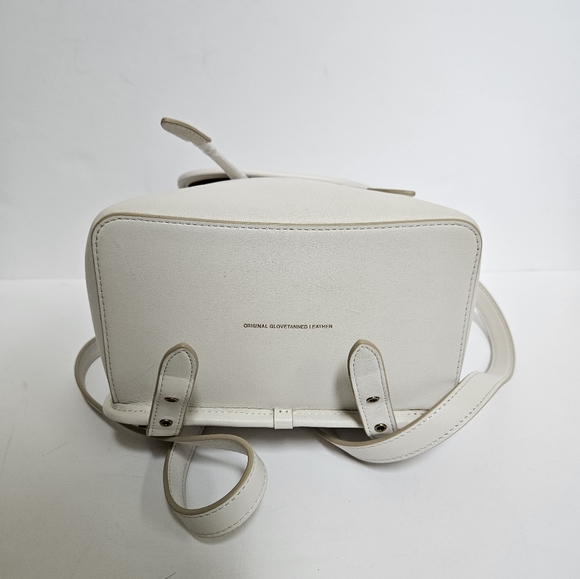 [SOLD] Coach Turnlock Backpack - Picture 6 of 9